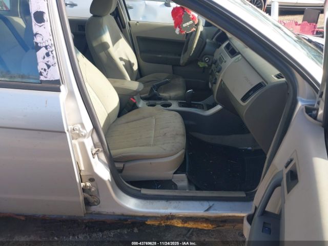 2010 FORD FOCUS 1FAHP3FN8AW274229 Photo 4