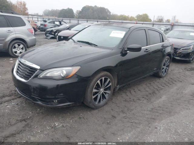 2014 CHRYSLER 200 1C3CCBBG3EN193088 Photo 1
