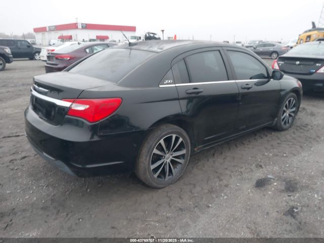 2014 CHRYSLER 200 1C3CCBBG3EN193088 Photo 3