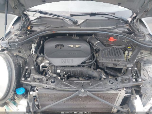 2017 MINI CLUBMAN WMWLN5C34H2E33824 Photo 9