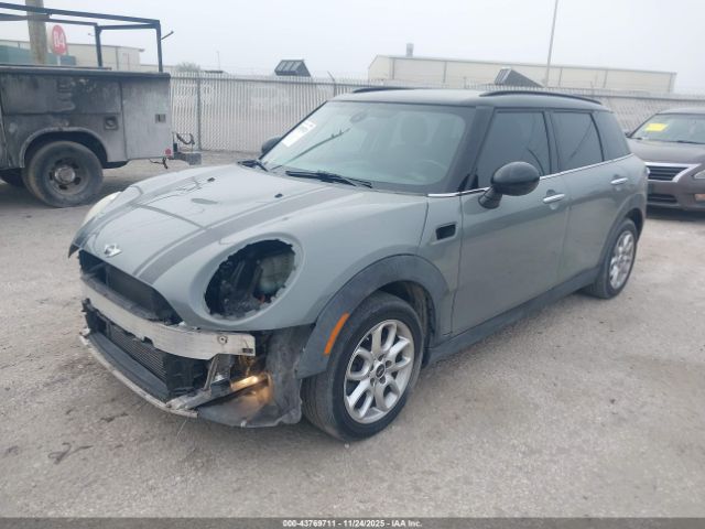 2017 MINI CLUBMAN WMWLN5C34H2E33824 Photo 1