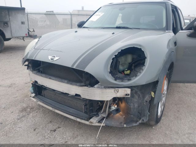 2017 MINI CLUBMAN WMWLN5C34H2E33824 Photo 5