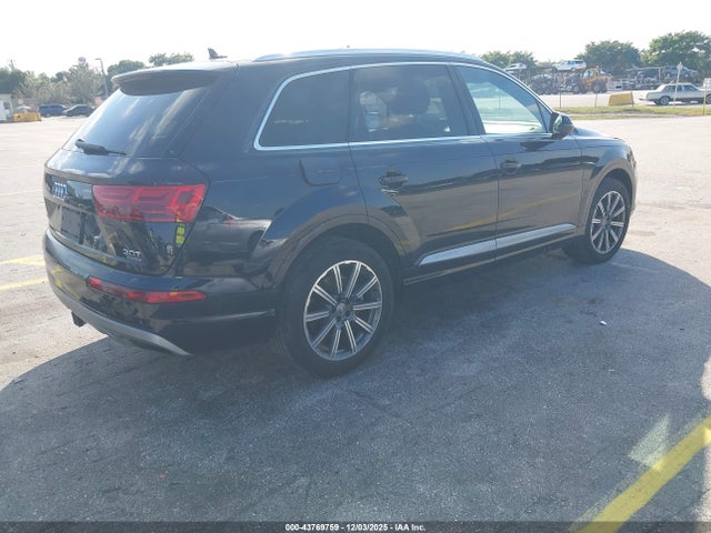2017 AUDI Q7 WA1LAAF71HD008904 Photo 3
