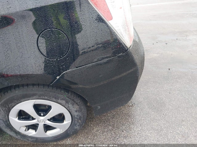 Toyota Prius Three 2015 JTDKN3DU6F0405555 Image 18
