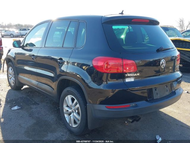 2013 VOLKSWAGEN TIGUAN WVGBV7AX5DW530235 Photo 2