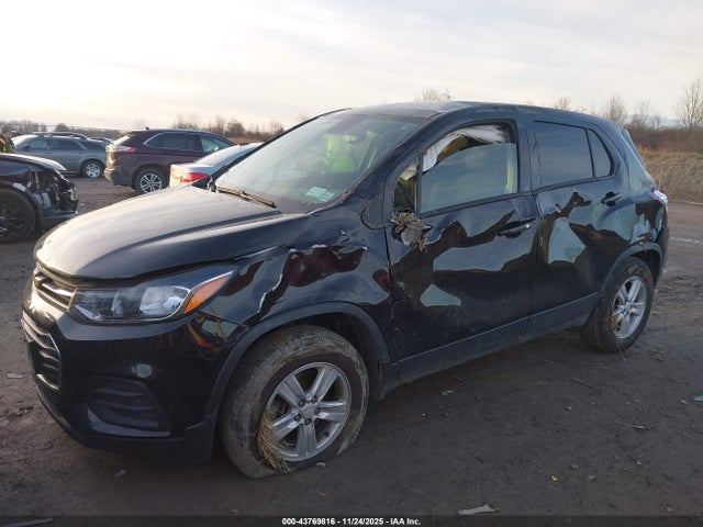 2022 CHEVROLET TRAX KL7CJNSM4NB527409 Photo 1