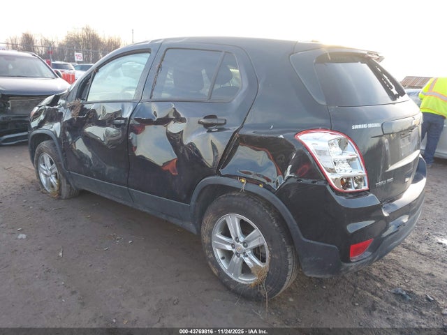 2022 CHEVROLET TRAX KL7CJNSM4NB527409 Photo 2