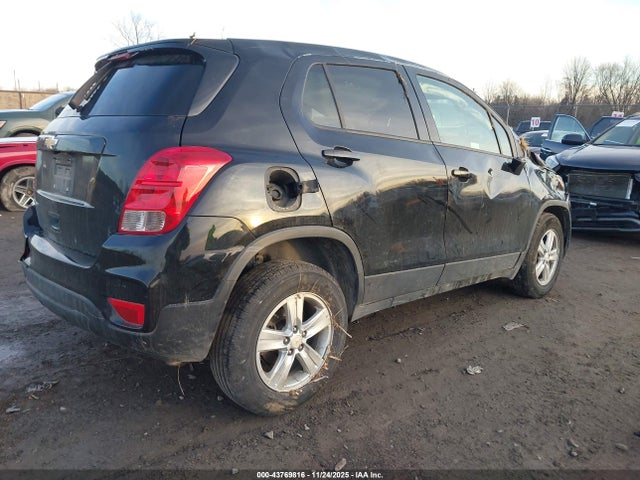 2022 CHEVROLET TRAX KL7CJNSM4NB527409 Photo 3
