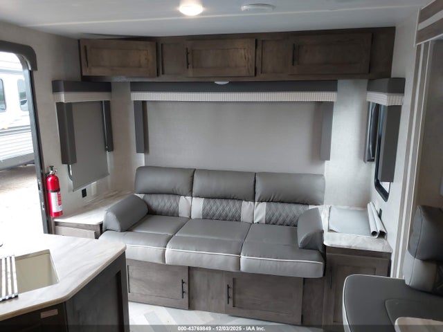 4X4TSMZ25M7426745 Forest River Other