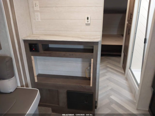 4X4TSMZ25M7426745 Forest River Other