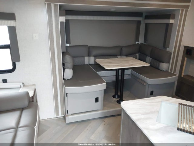 4X4TSMZ25M7426745 Forest River Other