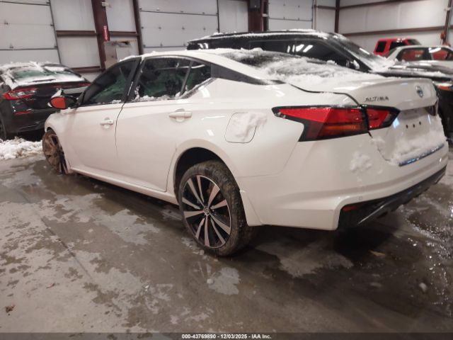 2020 NISSAN ALTIMA 1N4BL4CWXLN323024 Photo 2