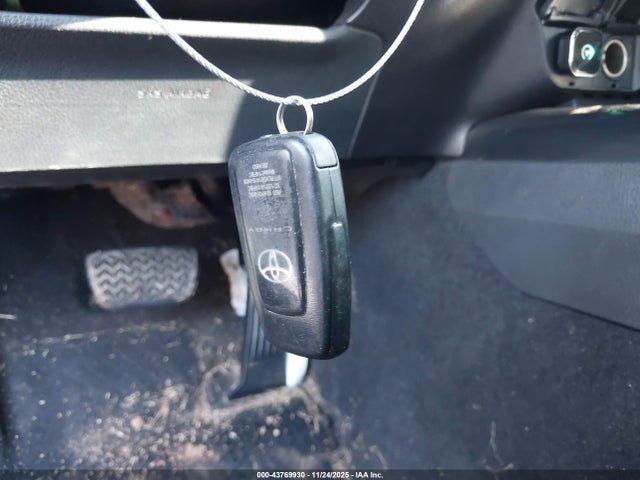 2020 TOYOTA CAMRY 4T1L11AK1LU385934 Photo 10