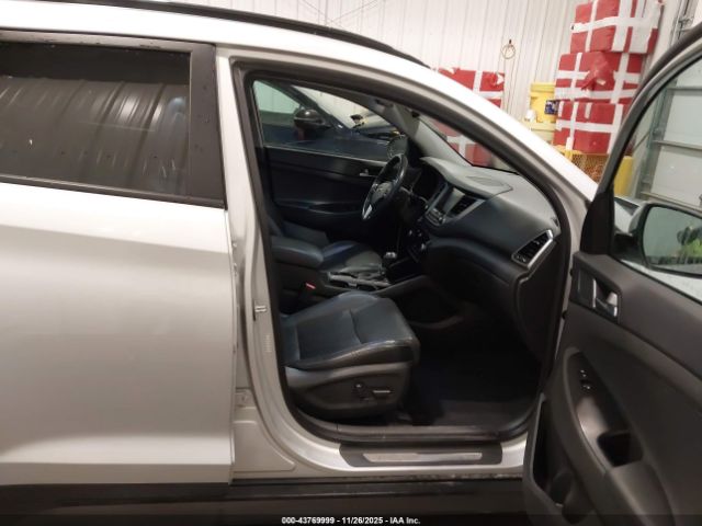 2016 HYUNDAI TUCSON KM8J3CA23GU035482 Photo 4