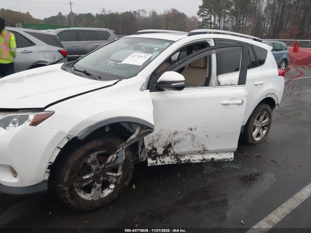2014 Toyota Rav4 Xle მანქანა იყიდება აუქციონზე, vin: 2T3WFREVXEW122501, აუქციონის ნომერი: 43770026