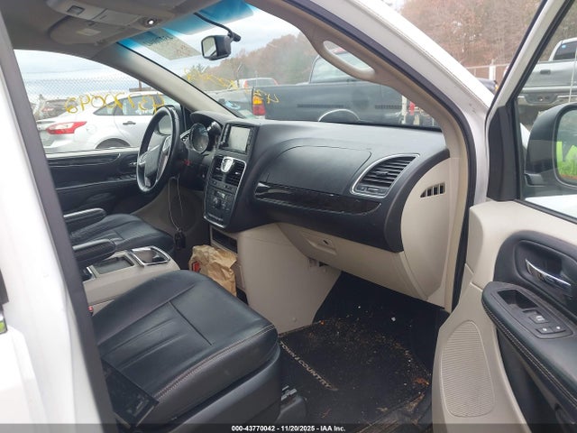 43770042 :رقم المزاد ، 2C4RC1BG5GR289309 vin ، 2016 Chrysler Town & Country Touring مزاد بيع