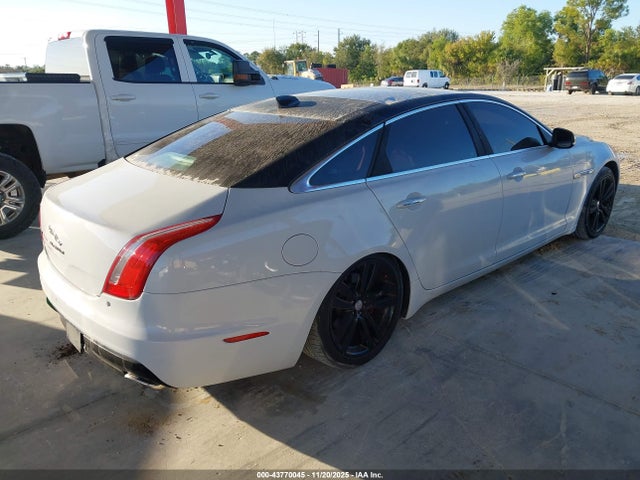 2016 JAGUAR XJ SAJWA2G79G8V92680 Photo 3
