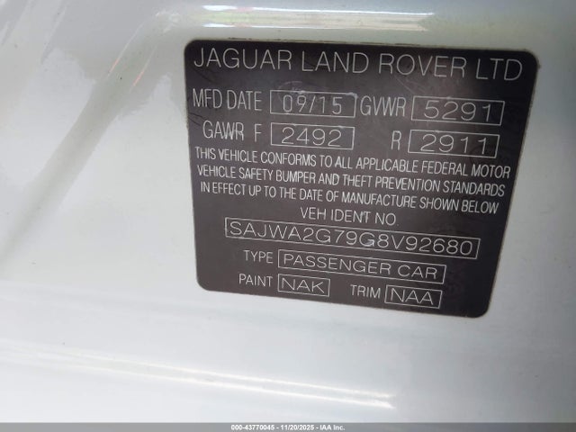 2016 JAGUAR XJ SAJWA2G79G8V92680 Photo 8