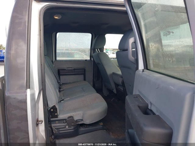 1FT8W3D68GED16521 Ford F-350 Xl