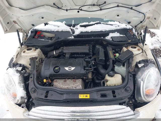 2012 MINI COOPER WMWSU3C59CT262136 Photo 9