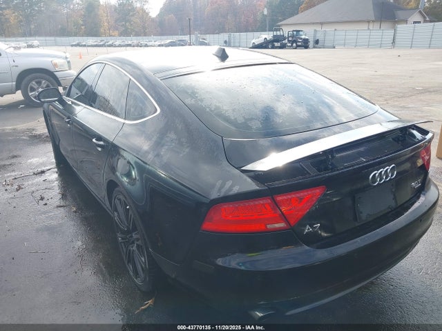 2012 AUDI A7 WAUSGAFC5CN002133 Photo 2