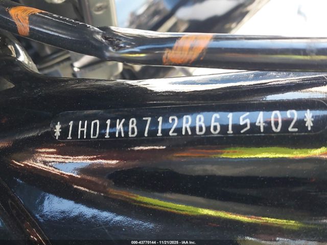 2024 HARLEY-DAVIDSON FLHX 1HD1KB712RB615402 Photo 9