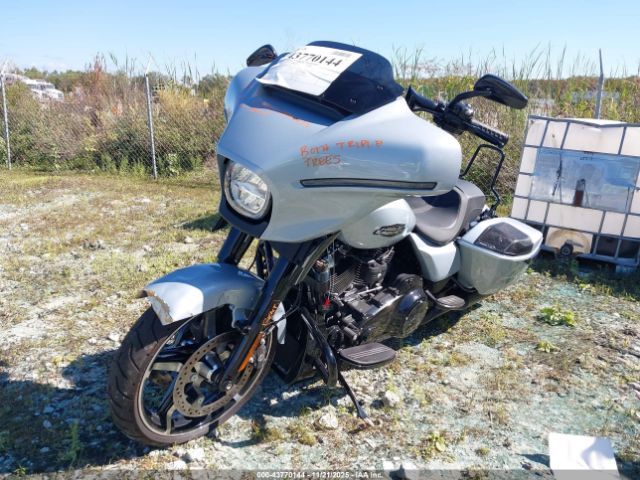 2024 HARLEY-DAVIDSON FLHX 1HD1KB712RB615402 Photo 1