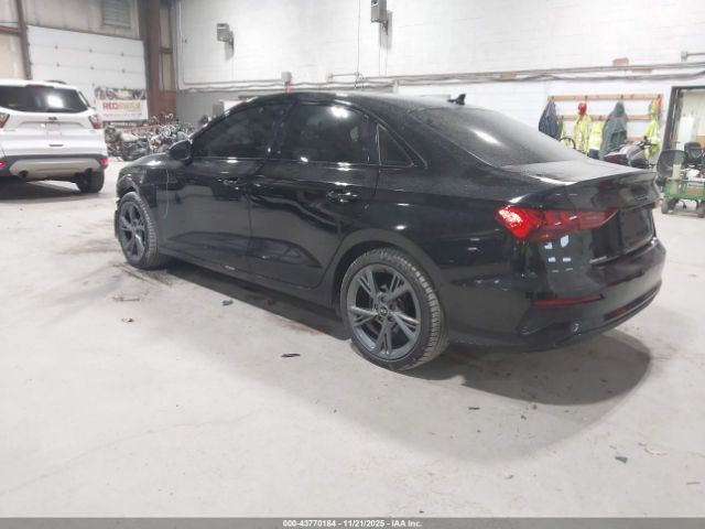 2024 AUDI A3 WAUAUDGY8RA040200 Photo 2