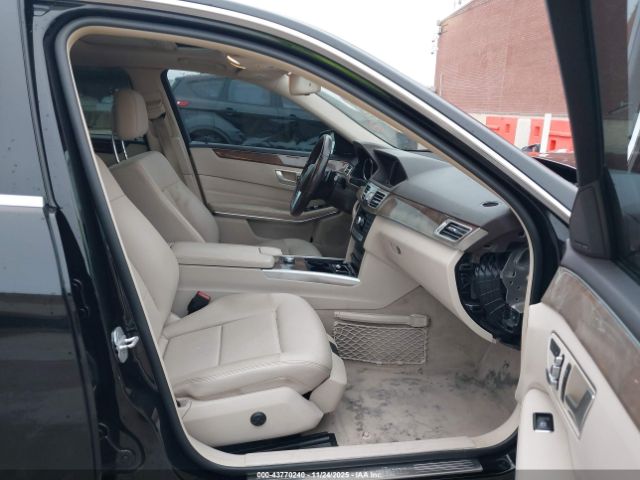 2014 MERCEDES-BENZ E 350 WDDHF8JB6EB045896 Photo 4