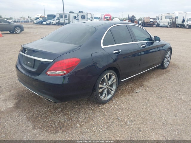 2018 MERCEDES-BENZ C 300 55SWF4JB4JU268731 Photo 3