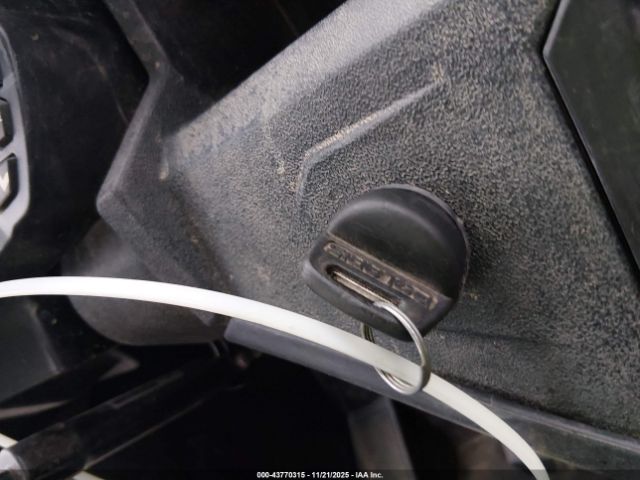 2017 POLARIS GENERAL 3NSRGE998HH866630 Photo 10