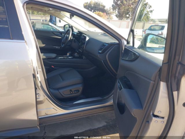 2025 LEXUS NX 250 2T2ADCAZ9SC018329 Photo 4