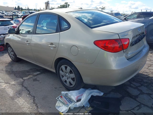 2008 HYUNDAI ELANTRA KMHDU46DX8U274667 Photo 2