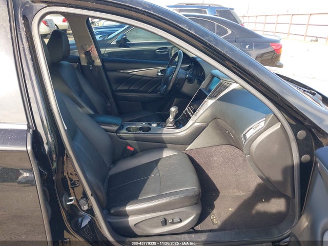 43770338 :رقم المزاد ، JN1EV7AP4GM305891 vin ، 2016 Infiniti Q50 3.0t Premium مزاد بيع