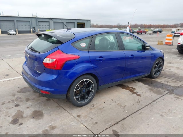 1FADP3K27EL108172 Ford FOCUS SE