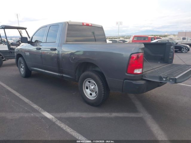 2015 RAM 1500 1C6RR6FG9FS565159 Photo 2