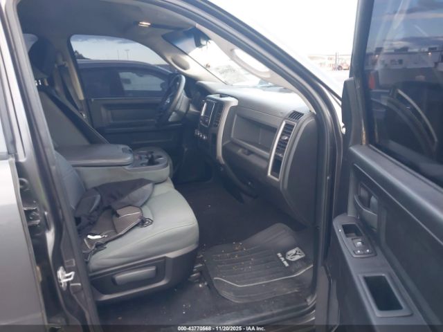 2015 RAM 1500 1C6RR6FG9FS565159 Photo 4