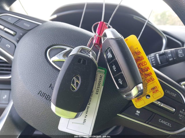 5NMS33AD8LH212717 Hyundai Santa Fe Sel