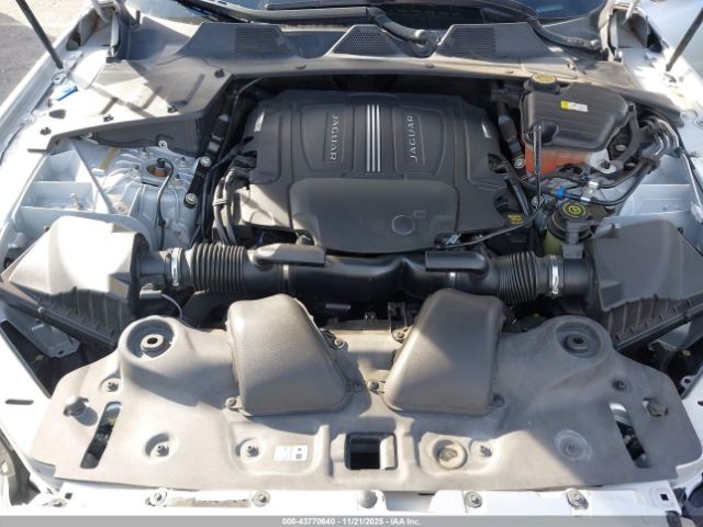 2013 JAGUAR XJ SAJWA1C79D8V57147 Photo 9