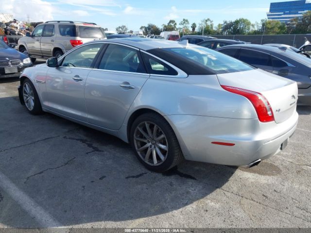2013 JAGUAR XJ SAJWA1C79D8V57147 Photo 2