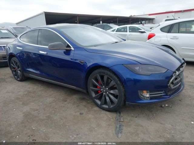 2015 TESLA MODEL S 5YJSA1E46FF112903