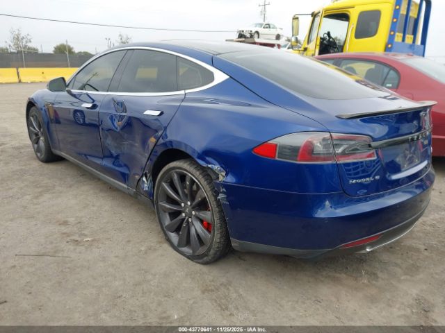 2015 TESLA MODEL S 5YJSA1E46FF112903 Photo 2