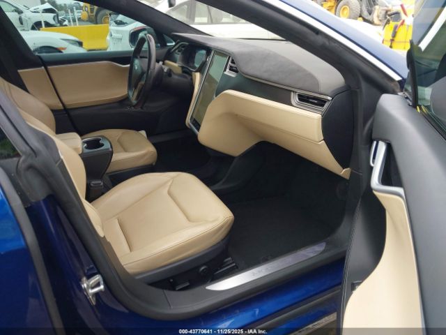 2015 TESLA MODEL S 5YJSA1E46FF112903 Photo 4