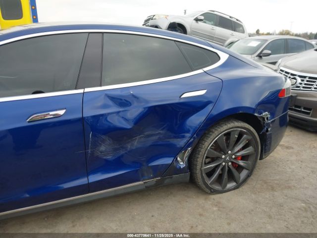 2015 TESLA MODEL S 5YJSA1E46FF112903 Photo 5