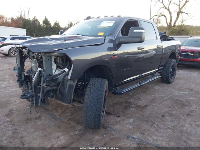 43770669 :رقم المزاد ، 3C6UR5FL6PG517418 vin ، 2023 Ram 2500 Laramie  4x4 6'4 Box مزاد بيع