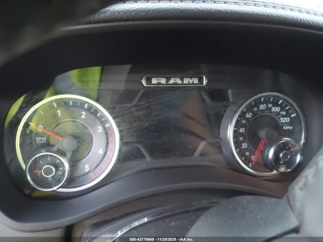 43770669 :رقم المزاد ، 3C6UR5FL6PG517418 vin ، 2023 Ram 2500 Laramie  4x4 6'4 Box مزاد بيع