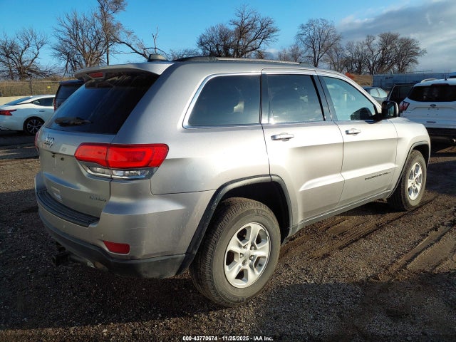 Продаж на аукціоні авто 2017 Jeep Grand Cherokee Laredo 4x4, vin: 1C4RJFAG7HC810593, номер лоту: 43770674