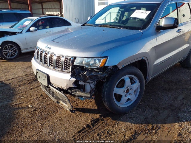 Продаж на аукціоні авто 2017 Jeep Grand Cherokee Laredo 4x4, vin: 1C4RJFAG7HC810593, номер лоту: 43770674