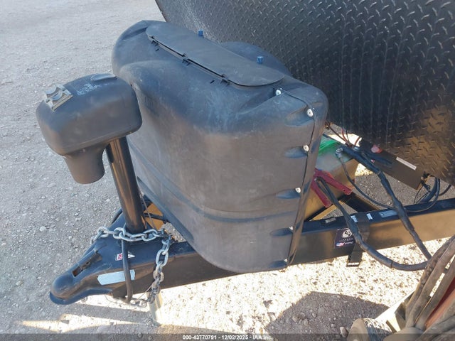 4YDTSGN27N3104577 Springdale Travel Trailer 35&#039; Bumper Pull