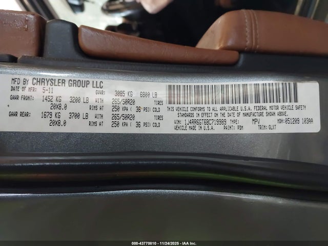 2011 JEEP GRAND CHEROKEE 1J4RR6GT6BC719989 Photo 8